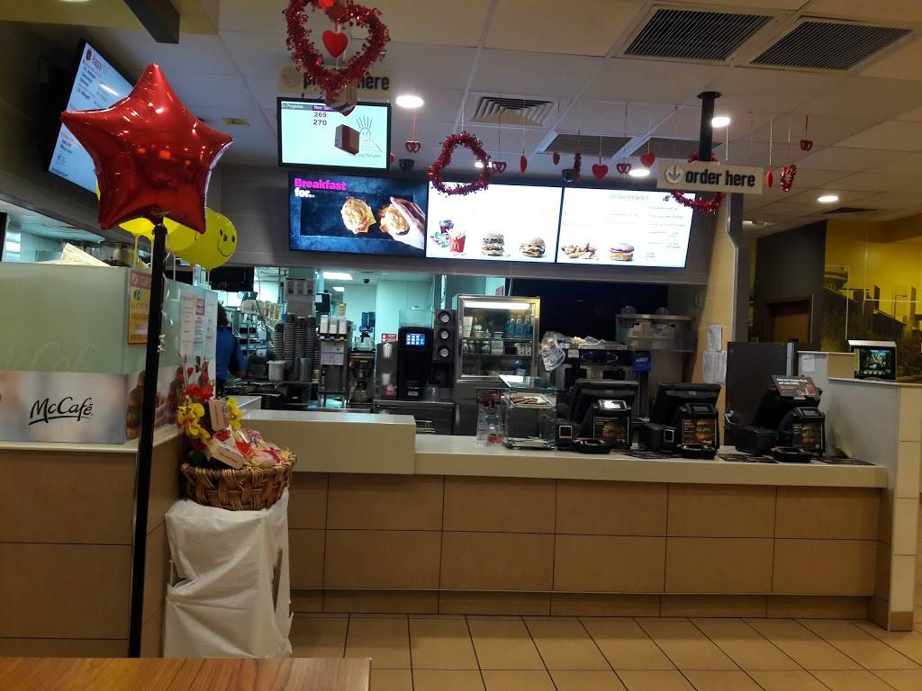 McDonalds | cafe | 3130 E Broadway, Phoenix, AZ 85040, USA | 6022322828 OR +1 602-232-2828
