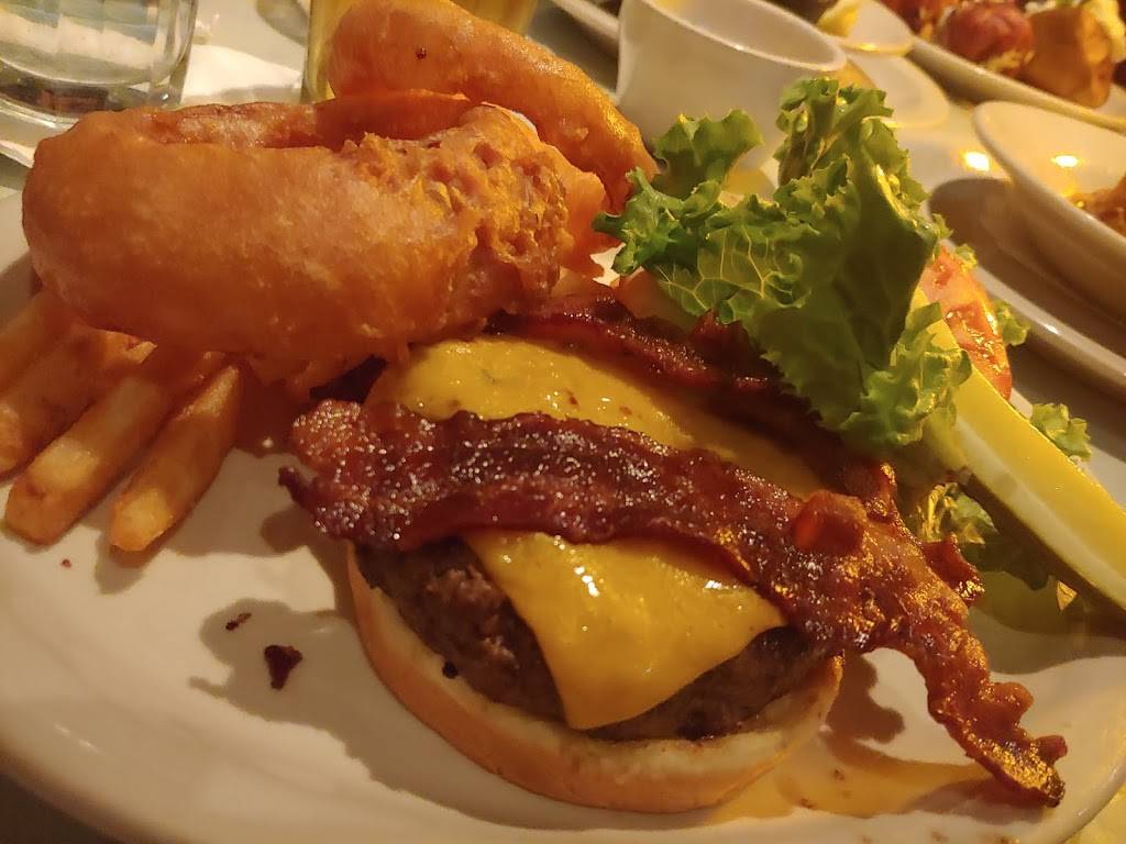 Sinclairs East | restaurant | 7847 Vaughn Rd, Montgomery, AL 36117, USA | 3342717654 OR +1 334-271-7654