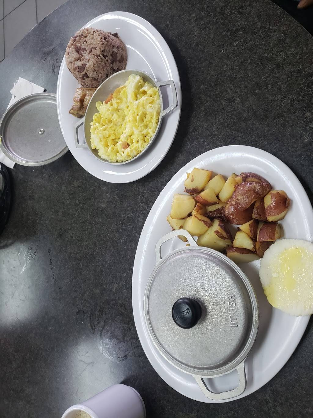 Chivas Express | restaurant | 16781 NW 67th Ave, Hialeah, FL 33015, USA | 3053648848 OR +1 305-364-8848