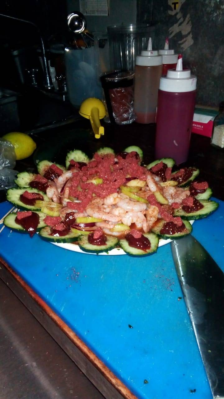 Clamatos la loma | restaurant | Cuauhtémoc Sur 7550, La Gloria, 22645 La Joya, B.C., Mexico | 016642001556 OR +52 664 200 1556