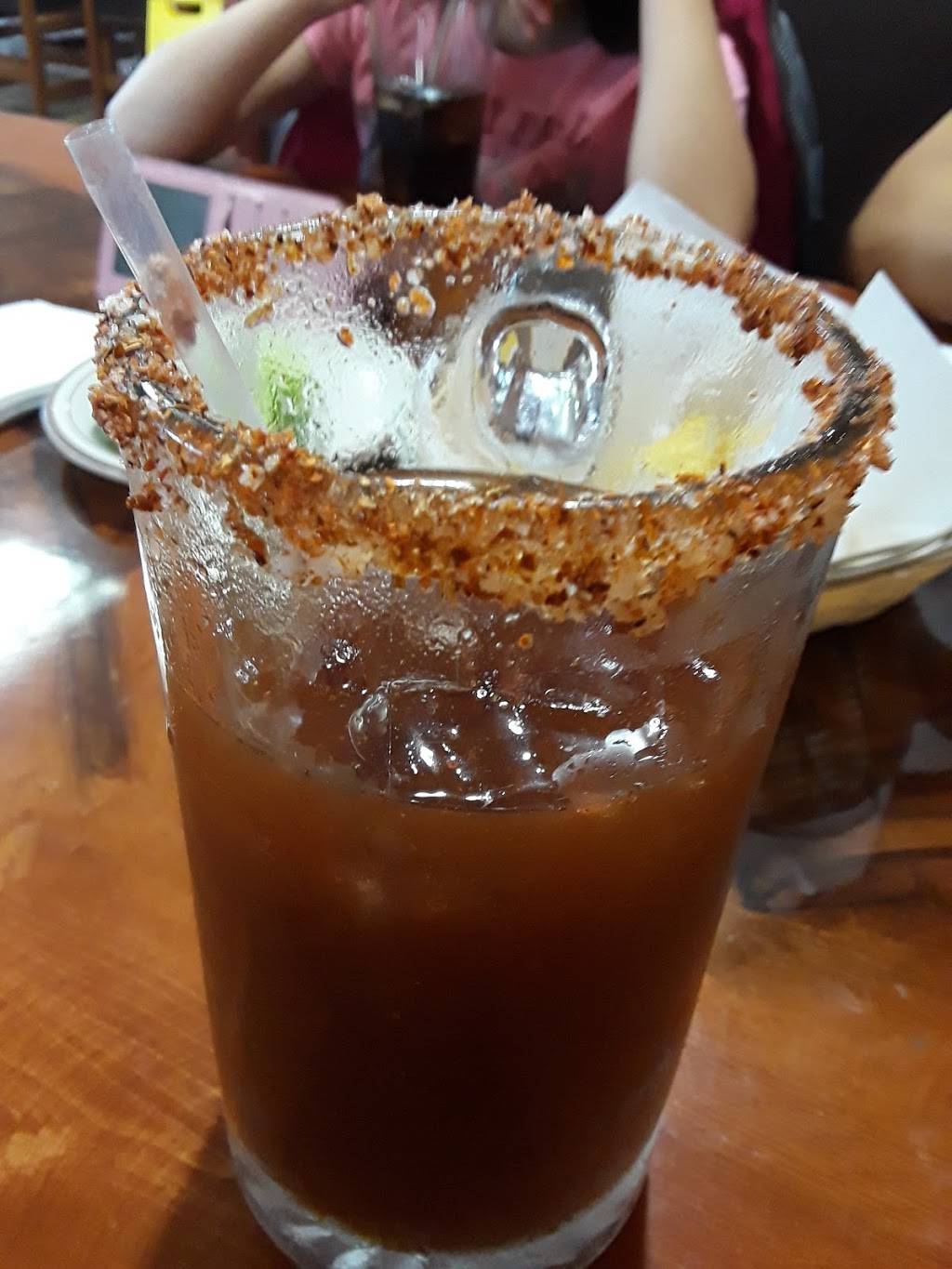 Mariscos Los Sauces | restaurant | 742 Burnham Ave, Calumet City, IL 60409, USA | 7089337340 OR +1 708-933-7340