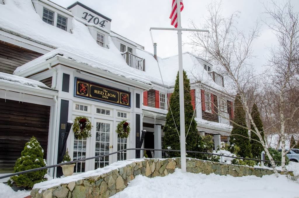 Red Lion Inn | restaurant | 71 S Main St, Cohasset, MA 02025, USA | 7813831704 OR +1 781-383-1704