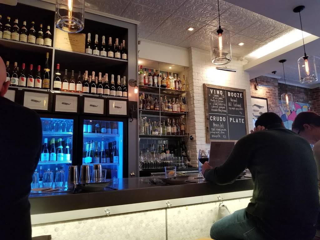 Select Oyster Bar | restaurant | 50 Gloucester St, Boston, MA 02115, USA | 8572398064 OR +1 857-239-8064