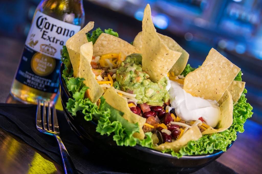 Toby Keiths I Love This Bar And Grill | restaurant | WinStar World Casino & Resort, 777 Casino Ave, Thackerville, OK 73459, USA | 5802769966 OR +1 580-276-9966