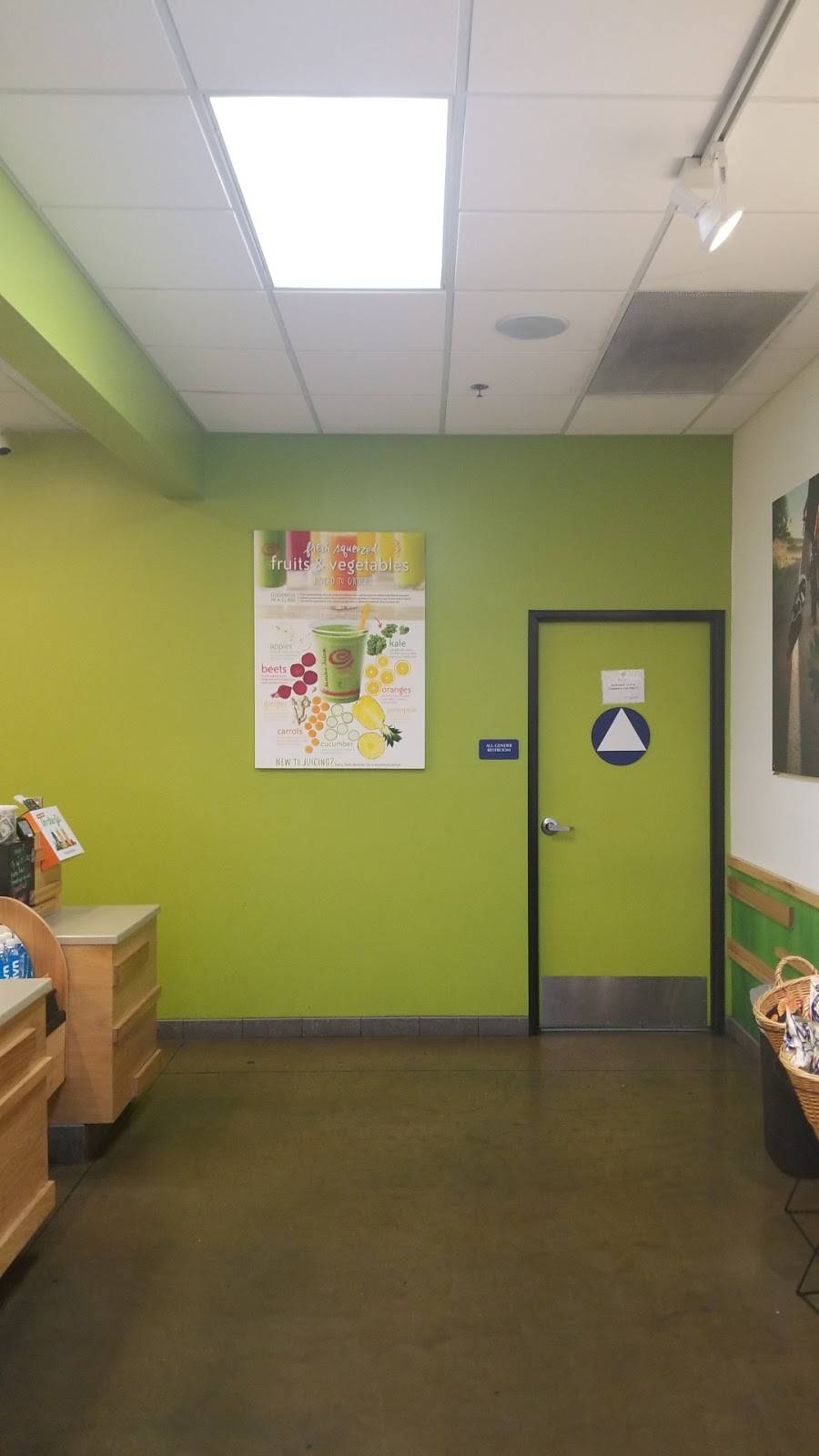 Jamba | restaurant | 200 Towne Center Dr #105, Compton, CA 90220, USA | 3107642520 OR +1 310-764-2520