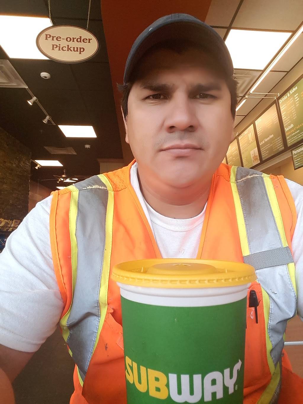 Subway Restaurants | restaurant | Fort Totten Square, 314 Riggs Rd NE, Washington, DC 20011, USA | 2026350243 OR +1 202-635-0243