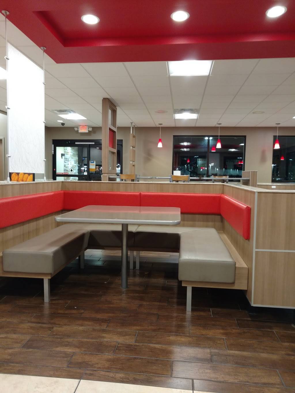 Burger King | restaurant | 131 Auto Center Cir, Salinas, CA 93907, USA | 8314497210 OR +1 831-449-7210