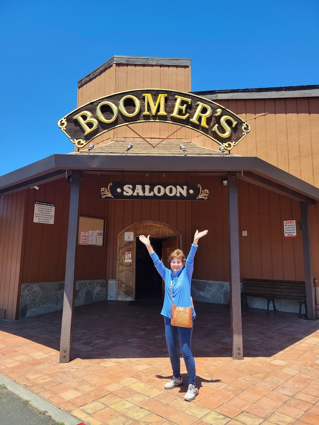 Boomer’s Saloon | restaurant | 45020 N Hwy 101, Laytonville, CA 95454, USA | 7079846534 OR +1 707-984-6534