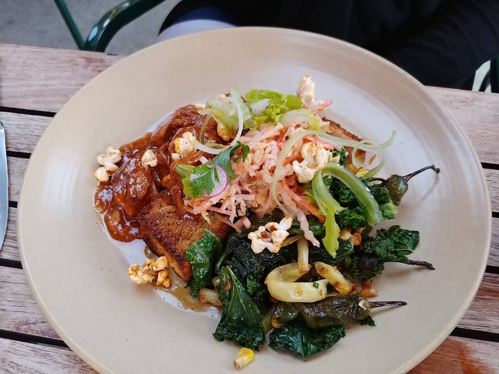 Epiphany Farms Restaurant | restaurant | 220 E Front St, Bloomington, IL 61701, USA | 3098282323 OR +1 309-828-2323