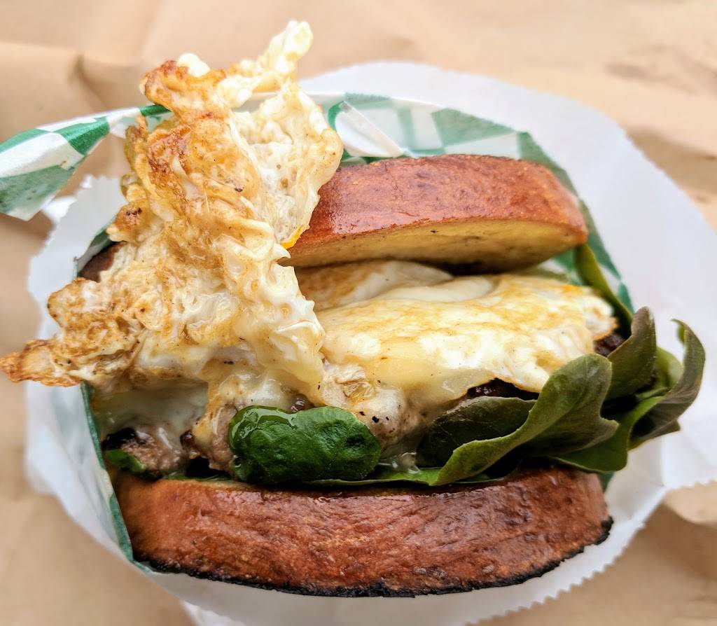 Dads Luncheonette | restaurant | 225 Cabrillo Hwy S, Half Moon Bay, CA 94019, USA | 6505609832 OR +1 650-560-9832