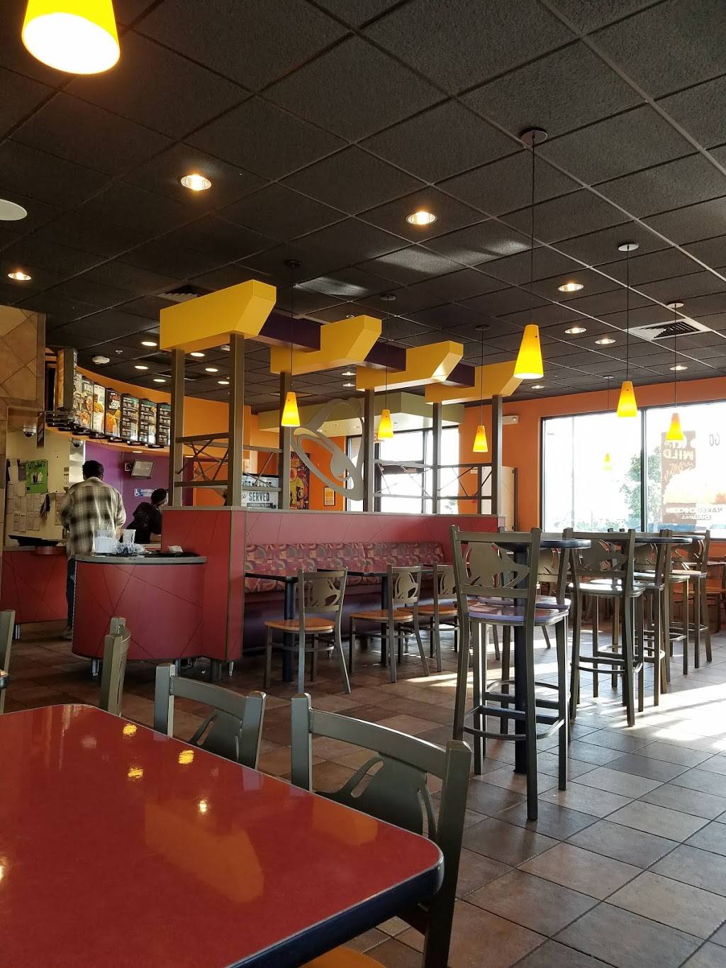 Taco Bell | meal takeaway | 16045 Sierra Lakes Pkwy, Fontana, CA 92336, USA | 9093579555 OR +1 909-357-9555