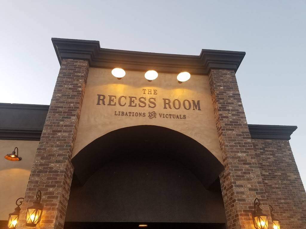 The Recess Room | restaurant | 18380 Brookhurst St, Fountain Valley, CA 92708, USA | 7143770398 OR +1 714-377-0398