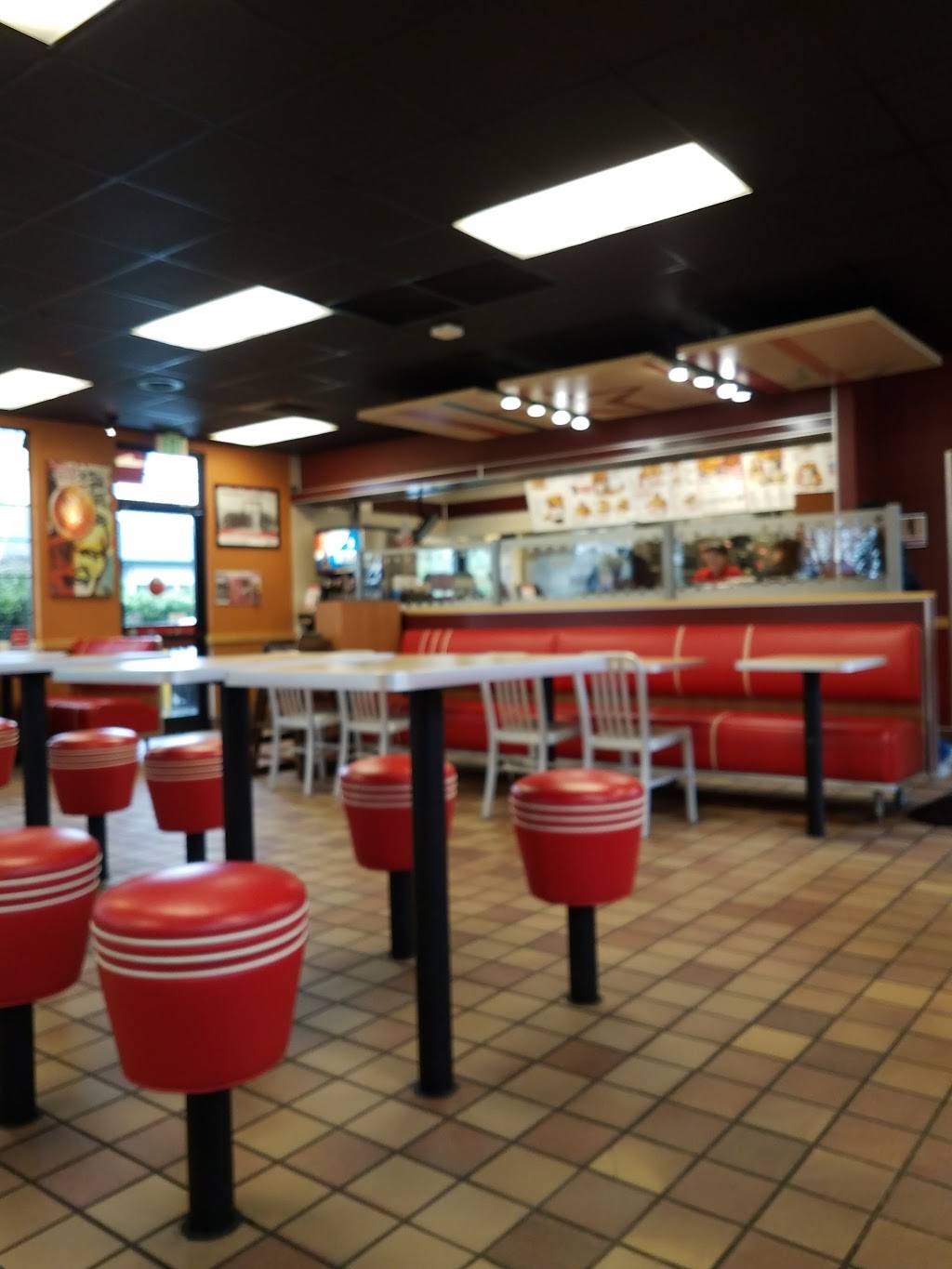 KFC | restaurant | 2545 River Rd, Eugene, OR 97404, USA | 5416891200 OR +1 541-689-1200