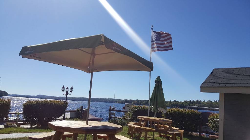 Village Tie Up Market & Deli | meal takeaway | 29 Main St, Harrison, ME 04040, USA | 2075834266 OR +1 207-583-4266