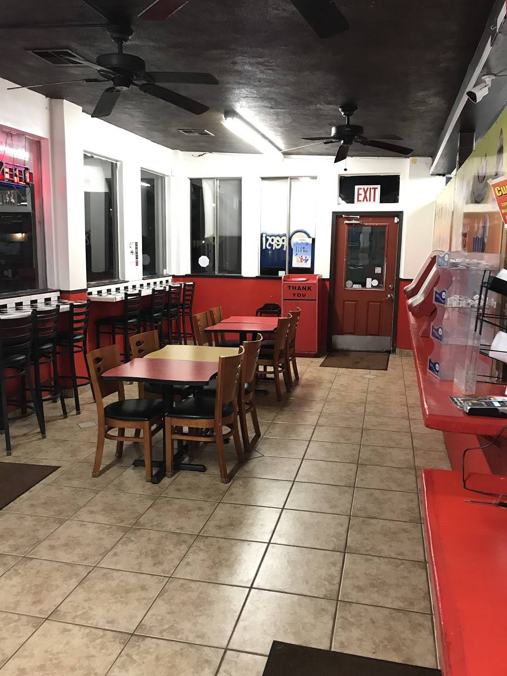 Super Burger Drive In | meal takeaway | 2120 Country Club Blvd, Stockton, CA 95204, USA | 2099449866 OR +1 209-944-9866