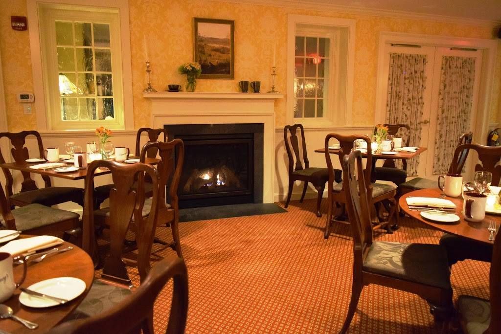 Champneys | restaurant | 81 Old Main St, Deerfield, MA 01342, USA | 4137723087 OR +1 413-772-3087