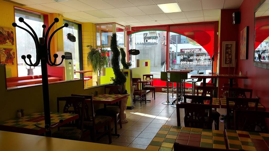 Restaurant Super Pita | restaurant | 298 Rue King Ouest, Sherbrooke, QC J1H 1R3, Canada | 8198230009 OR +1 819-823-0009