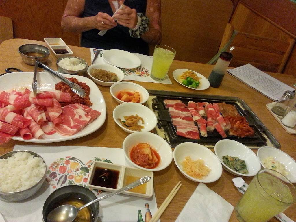 Pine Tree | restaurant | 25890 S Western Ave, Harbor City, CA 90710, USA | 3103251186 OR +1 310-325-1186