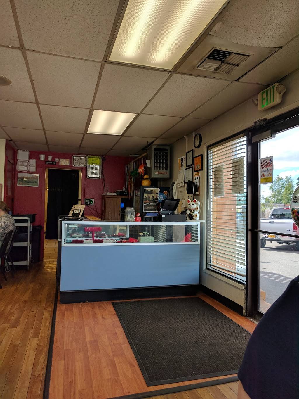 Hula Hands Restaurant | restaurant | 4630 Mountain View Dr, Anchorage, AK 99508, USA | 9072784852 OR +1 907-278-4852