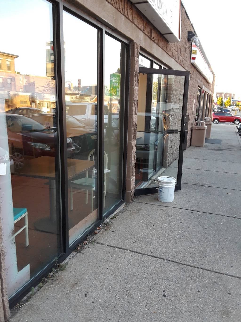 China Maxim | restaurant | 241 Market St, Brighton, MA 02135, USA | 6177835458 OR +1 617-783-5458