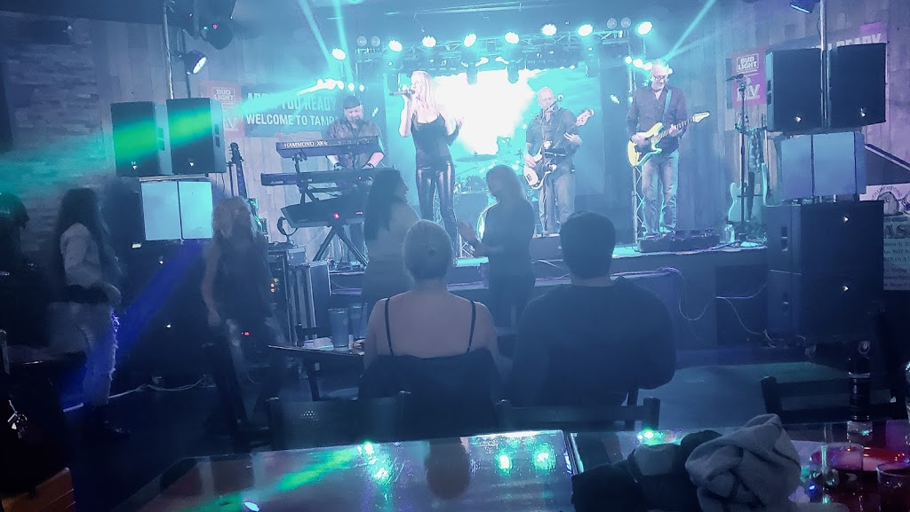 Rollin Stone Sports Grille | restaurant | 4535 Gunn Hwy, Tampa, FL 33624, USA | 8139602222 OR +1 813-960-2222