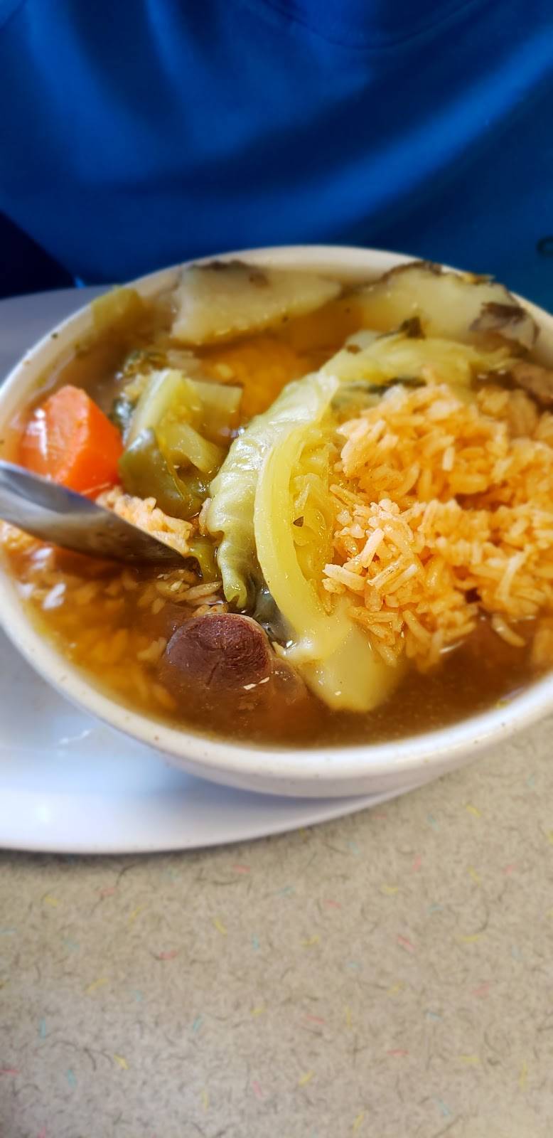 La Morenita Restaurant #2 | restaurant | 3313 S Gevers St, San Antonio, TX 78210, USA | 2105322325 OR +1 210-532-2325