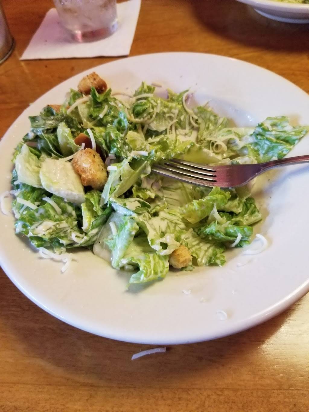 Texas Roadhouse | restaurant | 15150 Veterans Memorial Pkwy, Wentzville, MO 63385, USA | 6363277225 OR +1 636-327-7225