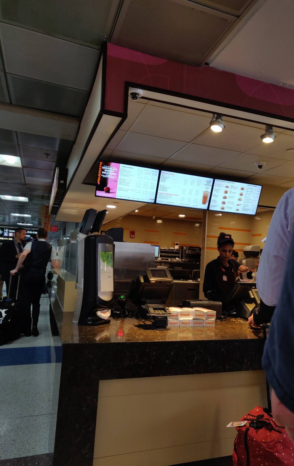 Dunkin | bakery | 100 Harborside Dr Gate A13, East Boston, MA 02128, USA | 6175696147 OR +1 617-569-6147