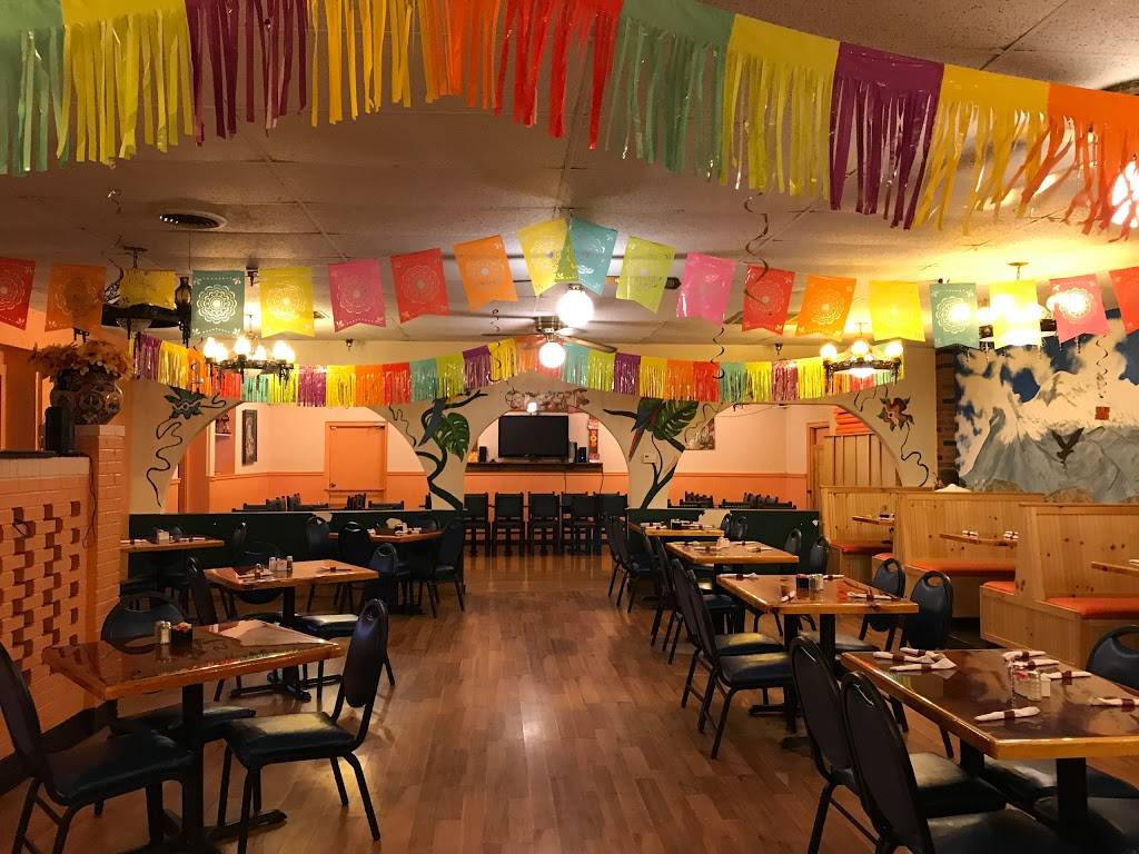 Fiesta Mexican Restaurant | restaurant | 3233 Hemphill St, Fort Worth, TX 76110, USA | 8179236941 OR +1 817-923-6941