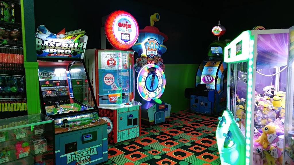 Manatee Lanes | restaurant | 7715 W Gulf to Lake Hwy, Crystal River, FL 34429, USA | 3527954546 OR +1 352-795-4546