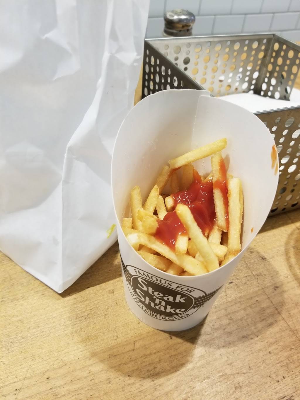 Steak n Shake | restaurant | 100 Terminal Dr, Fort Lauderdale, FL 33315, USA | 9543591500 OR +1 954-359-1500