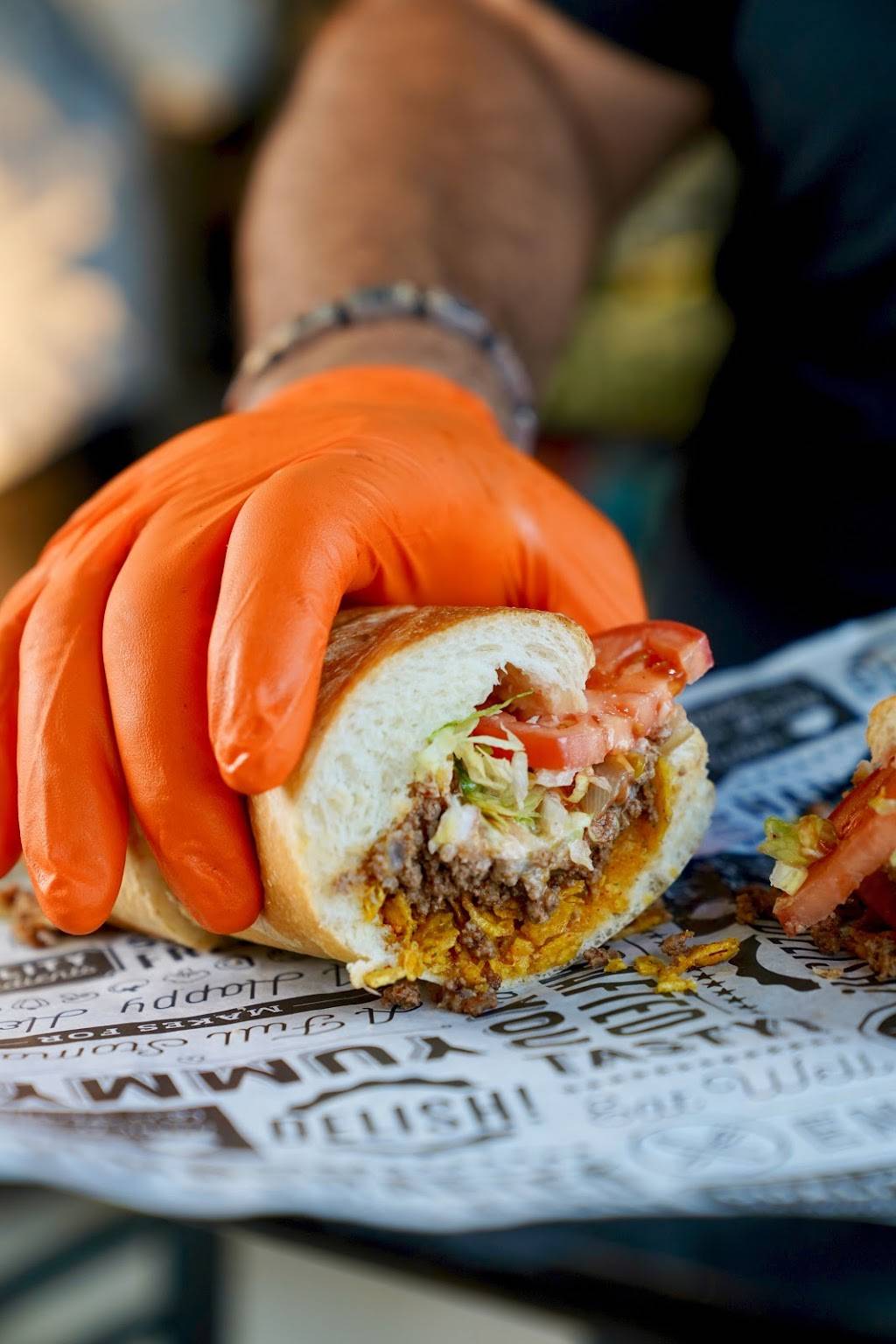 Bulldogs Cheesesteaks | restaurant | 22749 Michigan Ave, Dearborn, MI 48124, USA | 3133951000 OR +1 313-395-1000