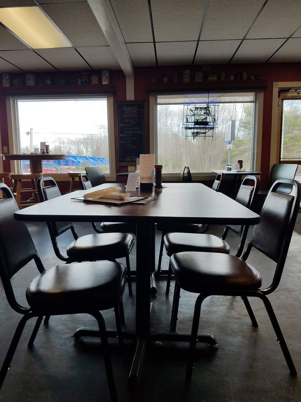 TJs Pizzeria | restaurant | 963 US-202, North Monmouth, ME 04265, USA | 2079333400 OR +1 207-933-3400