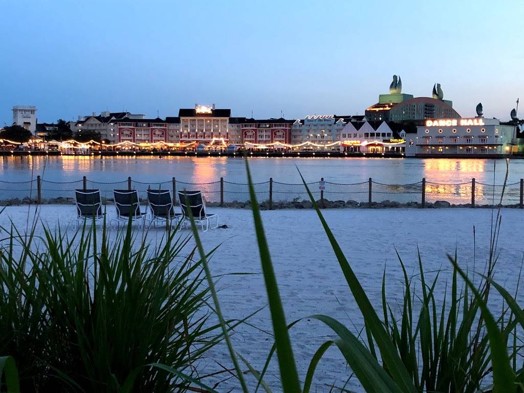 Beach Club Marketplace | restaurant | 1800 Epcot Resorts Blvd, Lake Buena Vista, FL 32830, USA | 4079395277 OR +1 407-939-5277