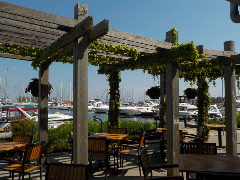 Promenade Patio | restaurant | 135 Lakefront Promenade, Mississauga, ON L5E 3G6, Canada | 9056154870 OR +1 905-615-4870