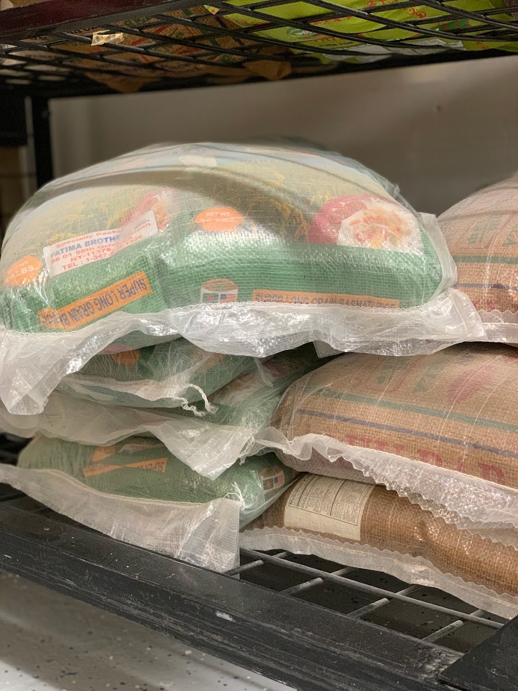 Just go grocery LLC | restaurant | 880 N Main St, Akron, OH 44310, USA | 3302948827 OR +1 330-294-8827