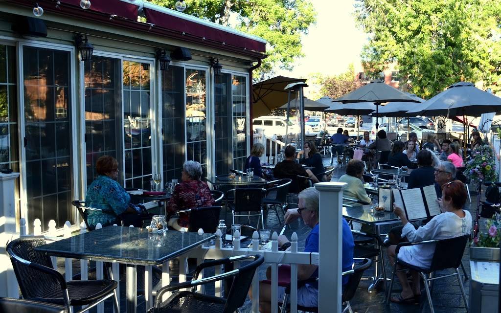 Martinis Bistro | restaurant | 543 Terry St, Longmont, CO 80501, USA | 3036512772 OR +1 303-651-2772