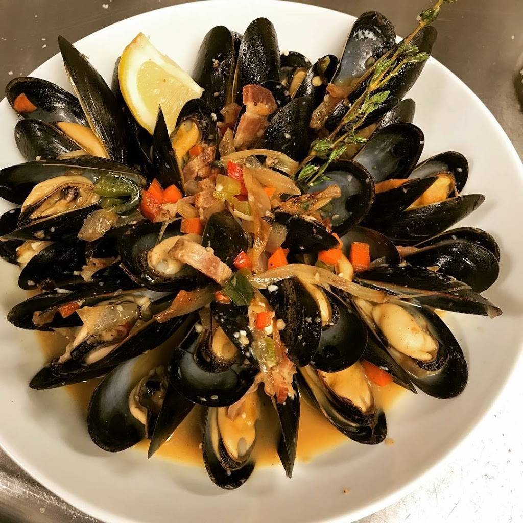 Fixins American Craft Eatery | restaurant | 1345 N Main St, High Point, NC 27262, USA | 3368290554 OR +1 336-829-0554