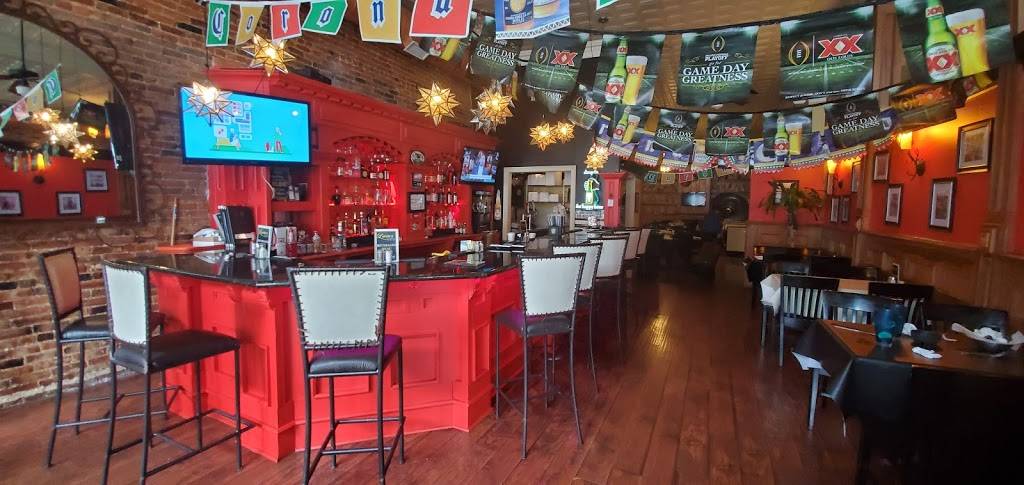 Lucias Cocina Mexicana | restaurant | 208 Market St W, Athens, AL 35611, USA | 2569985451 OR +1 256-998-5451