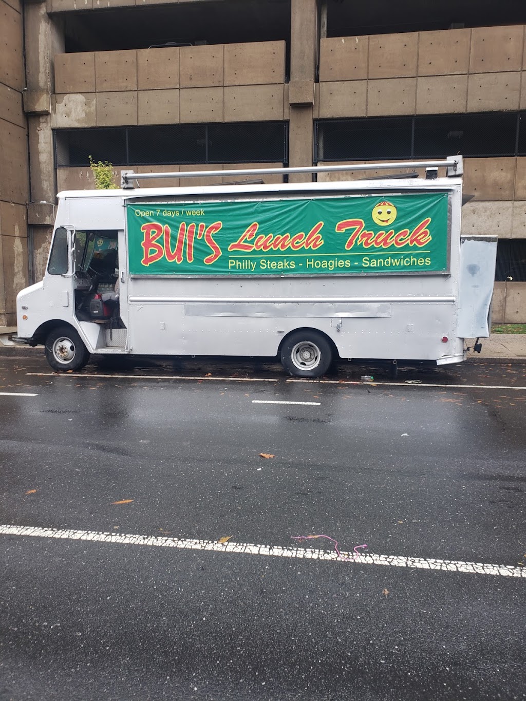 Buis Lunch Truck | restaurant | 298 S University Ave, Philadelphia, PA 19104, USA | 8566307269 OR +1 856-630-7269
