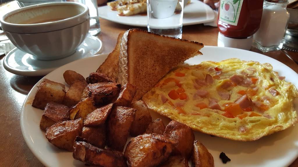 Bistro LEnchanteur | restaurant | 7331 Avenue Henri-Julien, Montréal, QC H2R 2B1, Canada | 5142734766 OR +1 514-273-4766