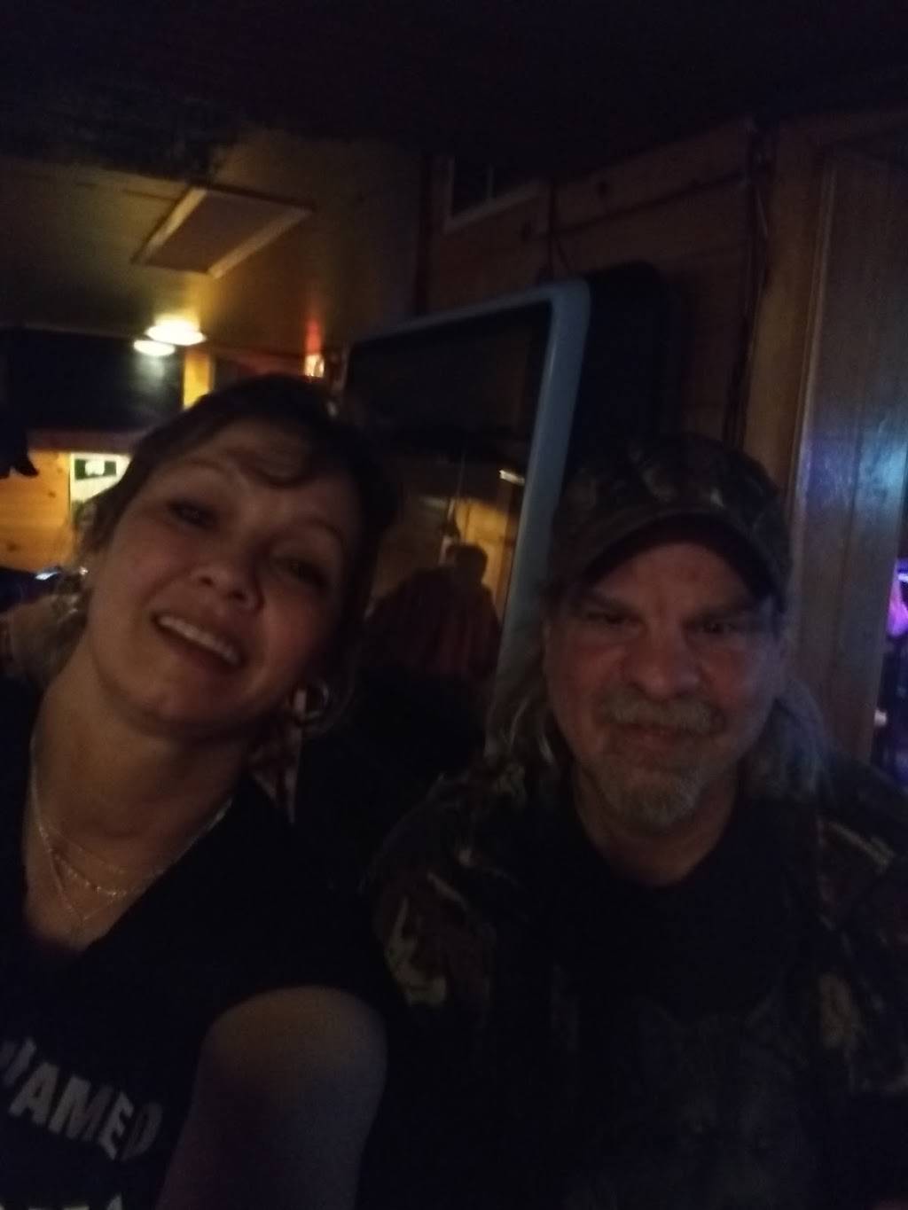 Stadium Club | restaurant | 61 2nd St, Highspire, PA 17034, USA | 7179399193 OR +1 717-939-9193