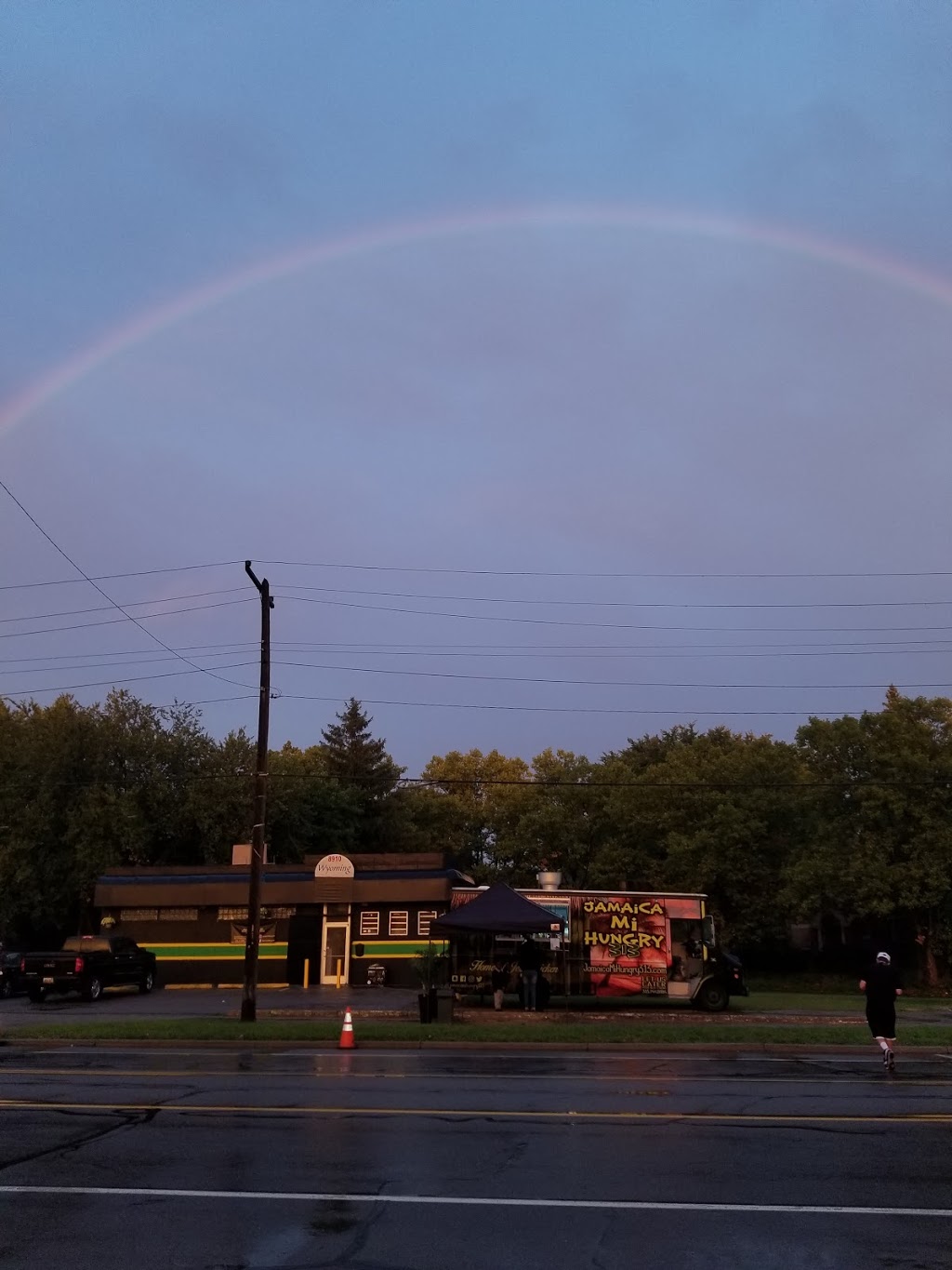 Jamaica Mi Hungry 313 | restaurant | 8910 Wyoming Ave, Detroit, MI 48204, USA | 3137440984 OR +1 313-744-0984