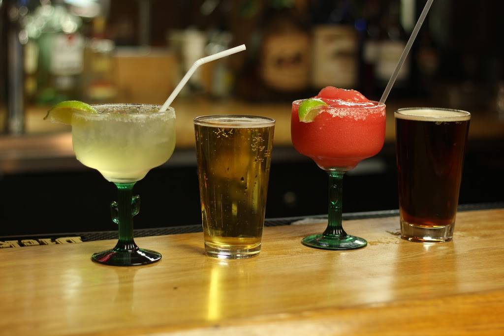 Antonios Mexican Food & Grill | restaurant | 423 Port Hueneme Rd, Port Hueneme, CA 93041, USA | 8054881405 OR +1 805-488-1405