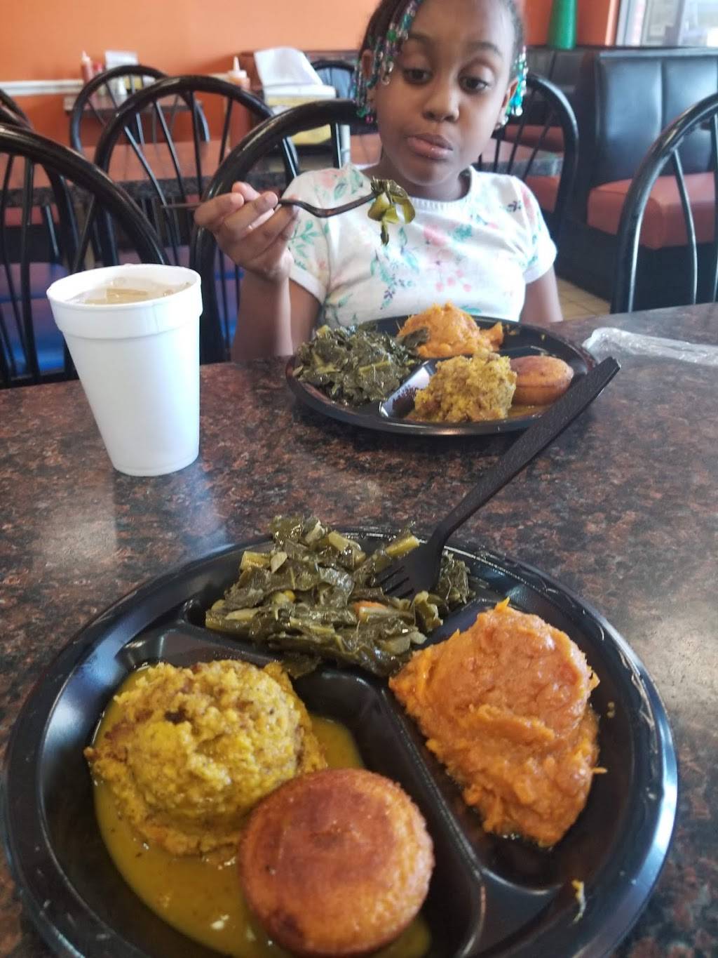 Q Time | restaurant | 1120 Ralph David Abernathy Blvd SW, Atlanta, GA 30310, USA | 4047582881 OR +1 404-758-2881