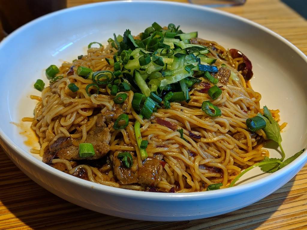 Noodles and Company | restaurant | 7405 Laguna Blvd Suite 170, Elk Grove, CA 95758, USA | 9164780373 OR +1 916-478-0373