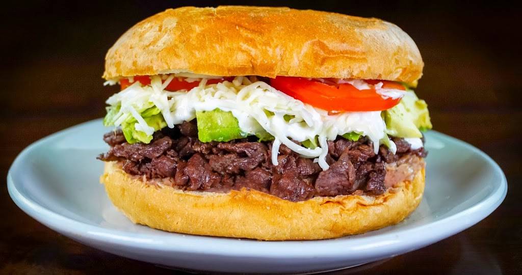 El Burrito Loco | restaurant | 1509 W Jefferson St, Joliet, IL 60435, USA | 8157299177 OR +1 815-729-9177