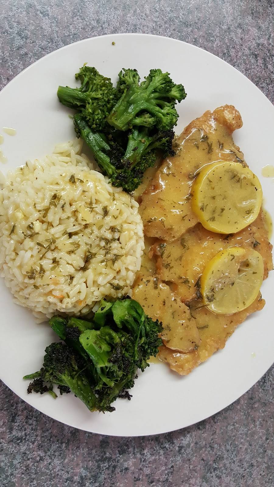 Palmas Diner | restaurant | 100 Stafford Ave, Bristol, CT 06010, USA | 8605838131 OR +1 860-583-8131