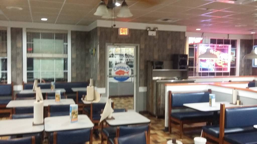 Captain Ds | restaurant | 112 N U.S. Hwy 52, Moncks Corner, SC 29461, USA | 8438997300 OR +1 843-899-7300
