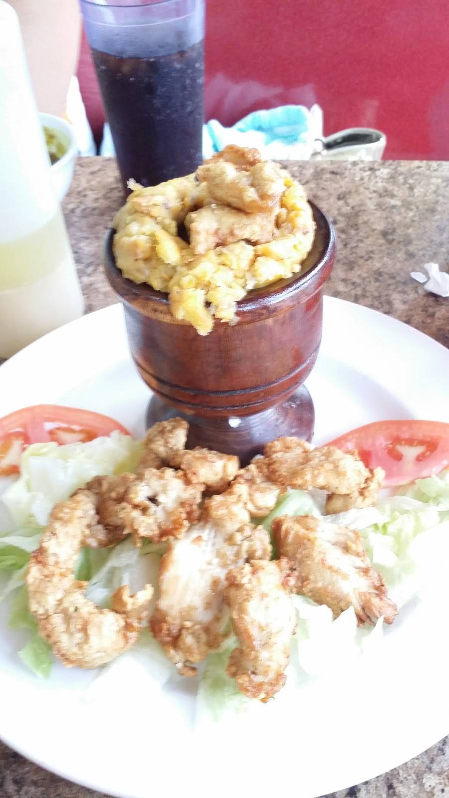 El Rey De Los Pollos | restaurant | 917 N John Young Pkwy, Kissimmee, FL 34741, USA | 4073435030 OR +1 407-343-5030